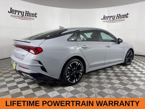 2024 Kia K5 GT-Line