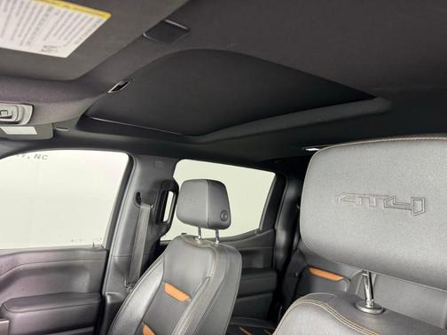 2022 GMC Sierra 1500 Limited AT4