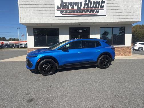 2025 Chevrolet Equinox EV RS