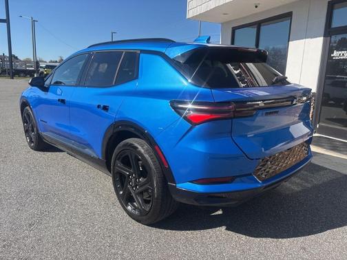 2025 Chevrolet Equinox EV RS