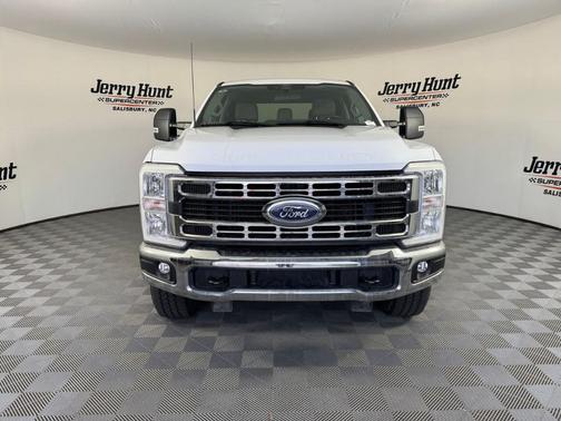 White 2024 Ford F-350 XLT