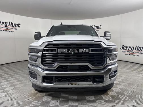 Bright White Clearcoat 2025 RAM 2500 Big Horn
