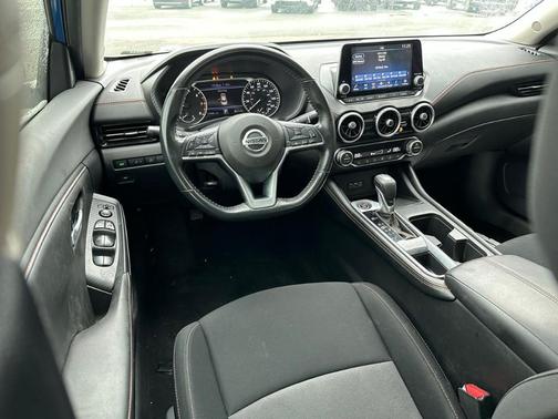 2022 Nissan Sentra SR