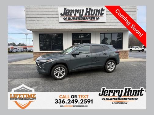 2025 Chevrolet Trax LS