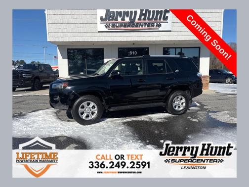 2022 Toyota 4Runner SR5