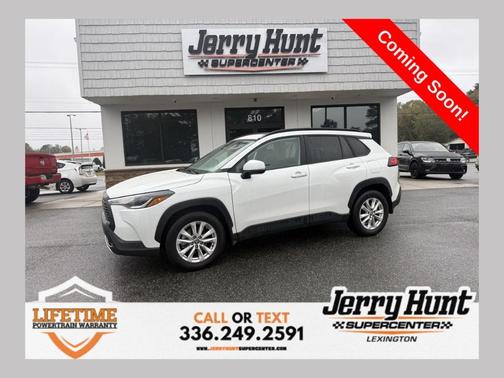 2024 Toyota Corolla Cross LE