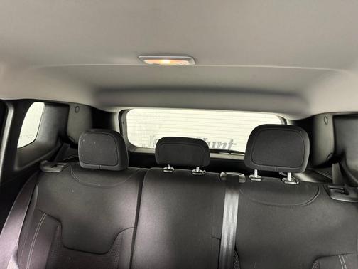 2023 Jeep Renegade Altitude