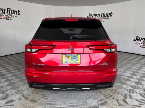 Red 2025 Mitsubishi Outlander PHEV SEL EDITION