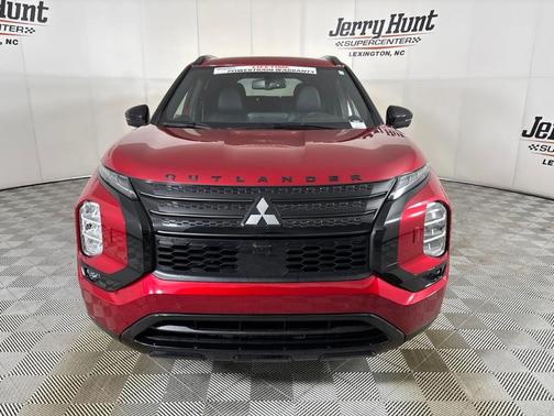 Red 2025 Mitsubishi Outlander PHEV SEL EDITION