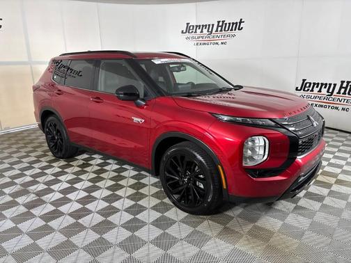 Red 2025 Mitsubishi Outlander PHEV SEL EDITION