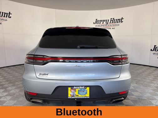 2020 Porsche Macan Base
