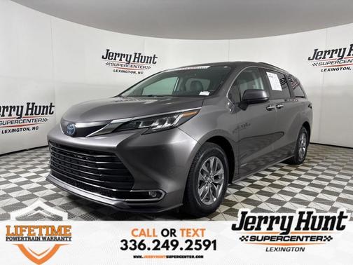 2021 Toyota Sienna XLE