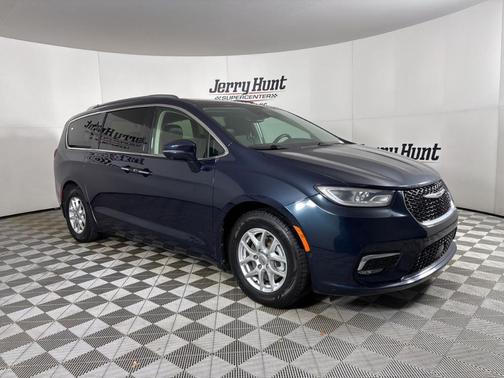 2021 Chrysler Pacifica Touring-L