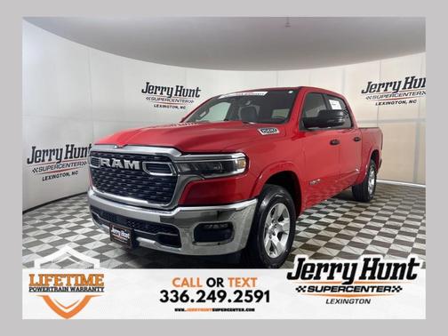 Flame Red Clearcoat 2025 RAM 1500 Big Horn/Lone Star