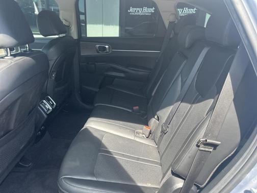 2023 Kia Sorento X-Line S