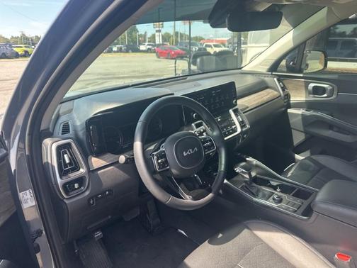2023 Kia Sorento X-Line S