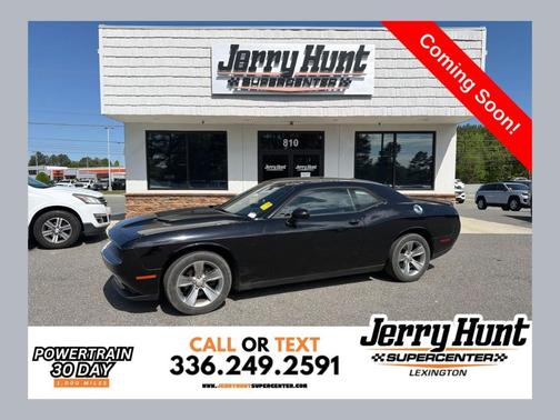 Pitch Black Clearcoat 2019 Dodge Challenger SXT