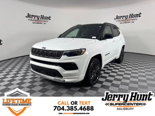 2023 Jeep Compass Altitude
