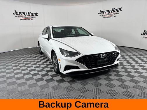 2022 Hyundai SONATA SEL