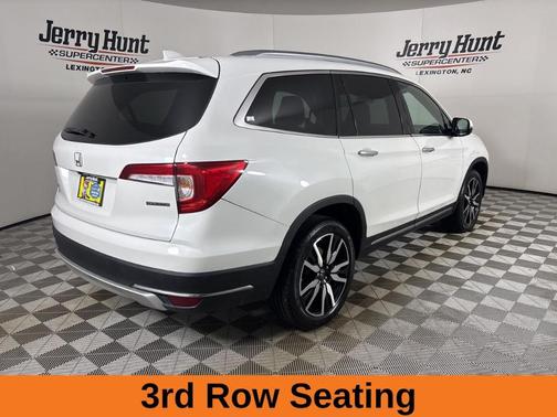 2021 Honda Pilot Touring 8-Passenger