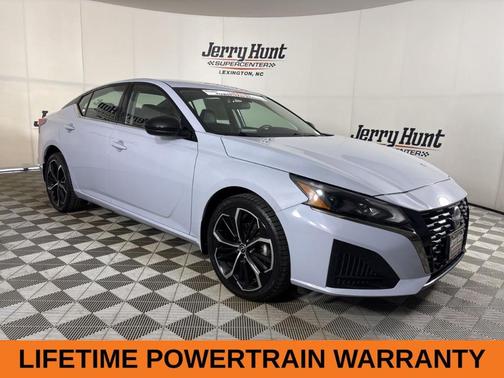 2024 Nissan Altima 2.5 SR