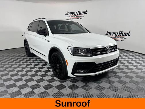 2021 Volkswagen Tiguan 2.0T SE R-Line Black