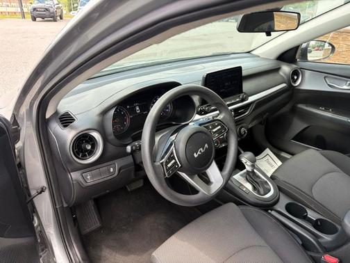Steel Gray 2024 Kia Forte LXS