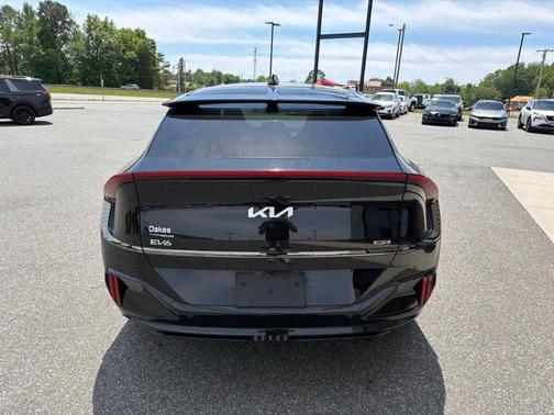 Aurora Black Pearl 2023 Kia EV6 GT