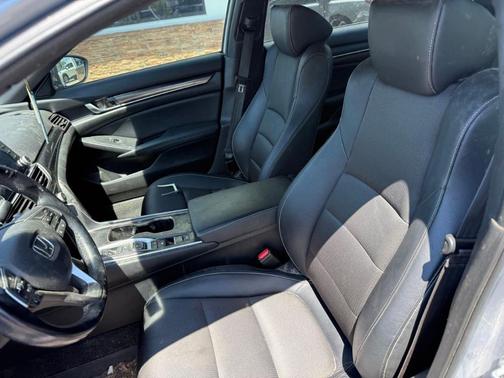 Lunar Silver Metallic 2022 Honda Accord Hybrid Sport