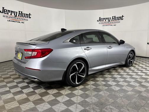 Lunar Silver Metallic 2022 Honda Accord Hybrid Sport