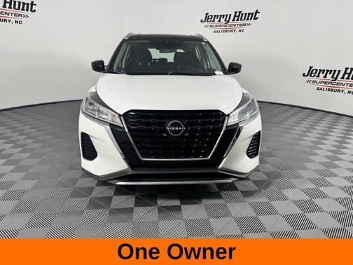 2022 Nissan Kicks SV