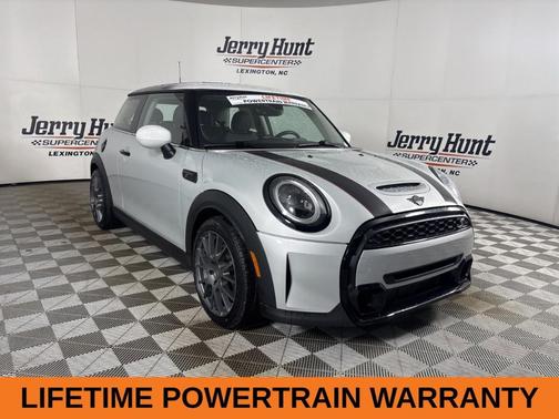 2023 MINI Hardtop Cooper