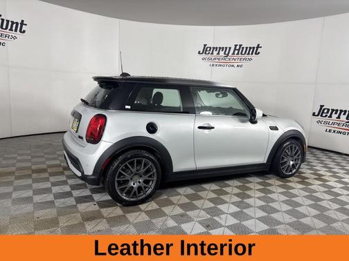 2023 MINI Hardtop Cooper