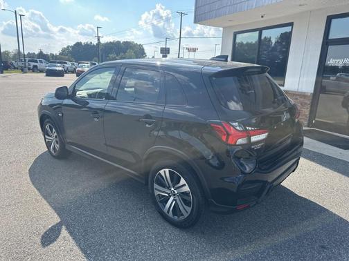 2024 Mitsubishi Outlander Sport 2.0 ES