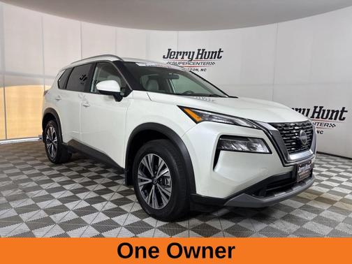 White 2023 Nissan Rogue SV