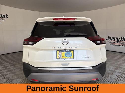 White 2023 Nissan Rogue SV