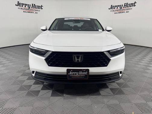 White 2024 Honda Accord EX