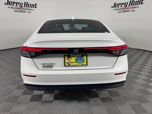 White 2024 Honda Accord EX