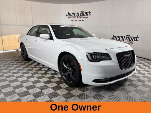 2023 Chrysler 300 S