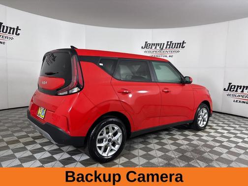 2024 Kia Soul LX