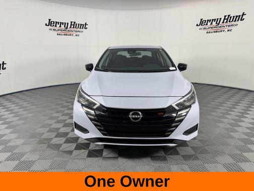 2025 Nissan Versa 1.6 SR