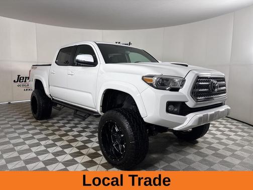 2017 Toyota Tacoma TRD Sport