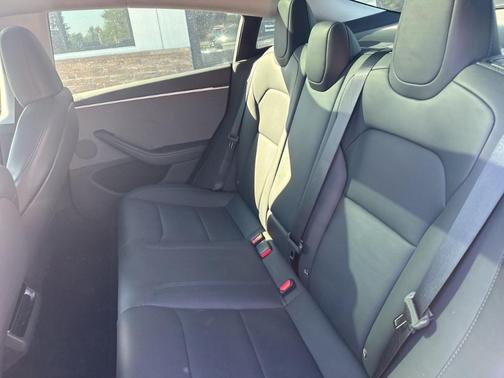 2024 Tesla Model 3 Base