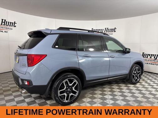 2023 Honda Passport Elite