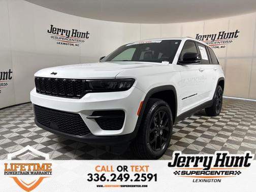 2024 Jeep Grand Cherokee Laredo