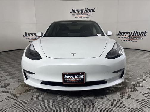 White 2023 Tesla Model 3 Base