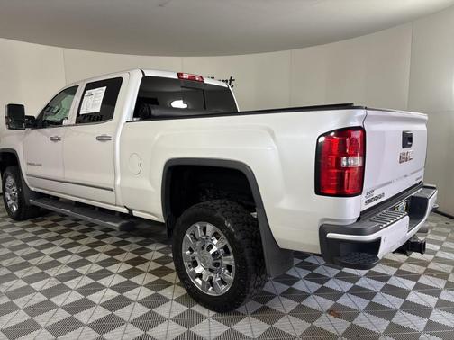 2019 GMC Sierra 2500 Denali