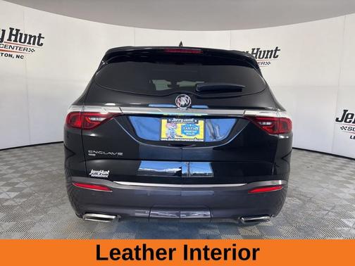 2022 Buick Enclave Essence