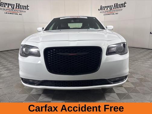 2023 Chrysler 300 S