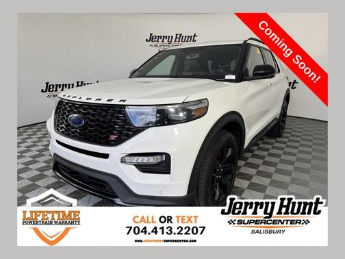 White Metallic 2023 Ford Explorer ST